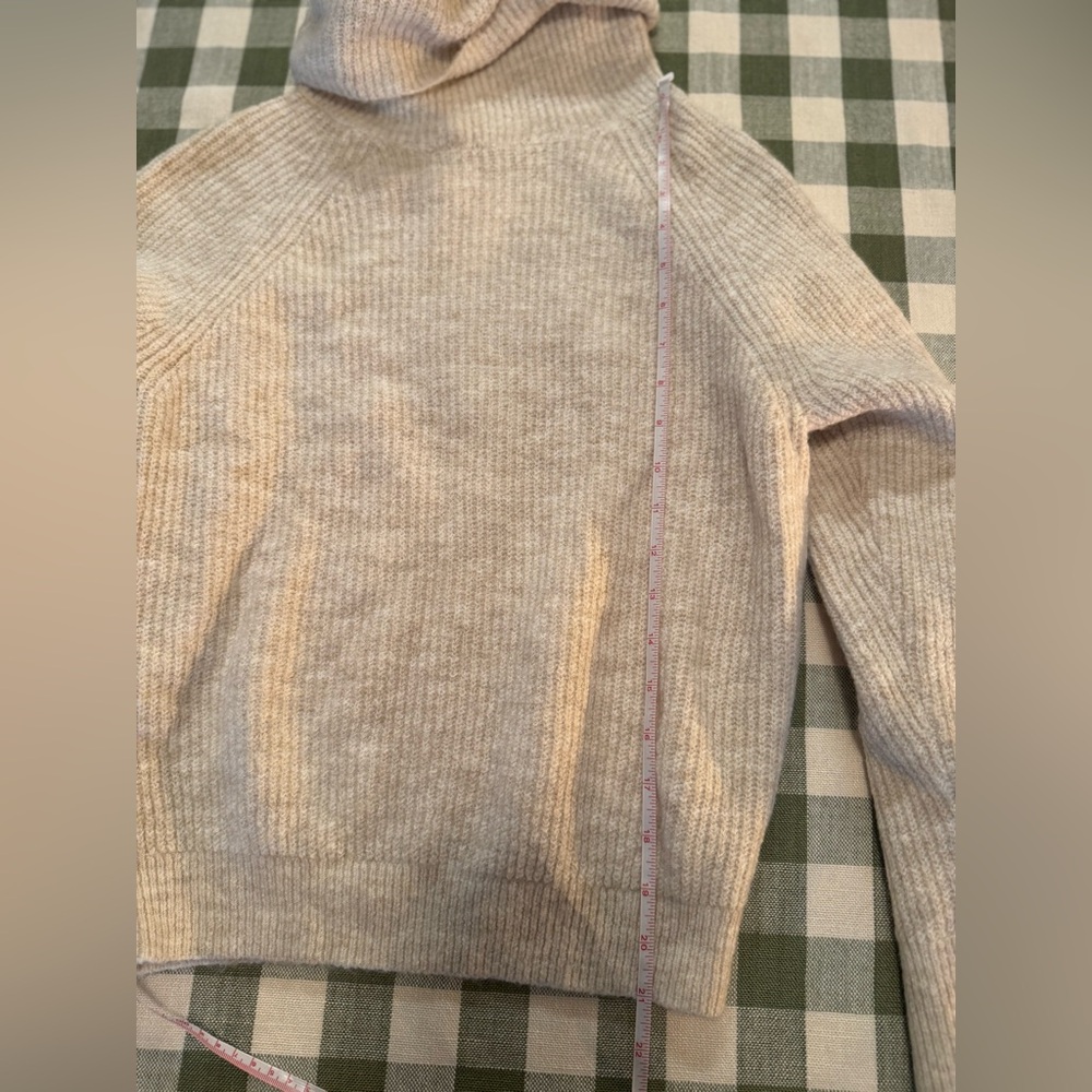 BP Beige Oatmeal Light Heather Ribbed - Picture 7 of 12